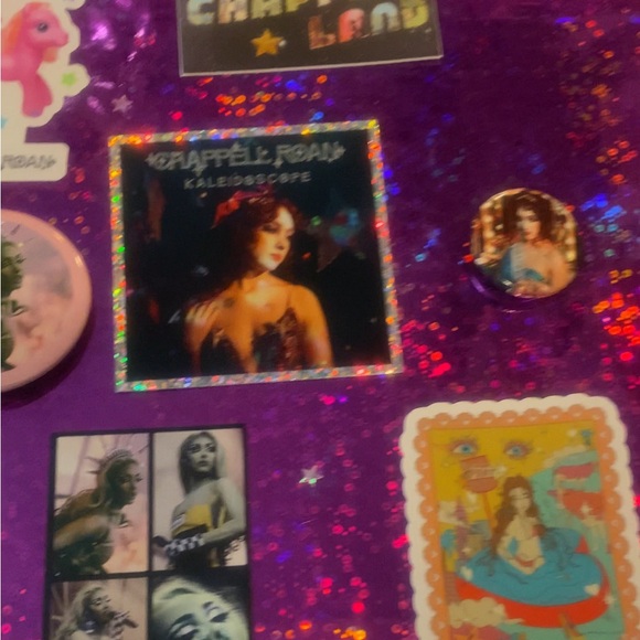 CHAPPELL ROAN ULTIMATE PROMOTIONAL BOXSET MINT !! - Picture 5 of 8